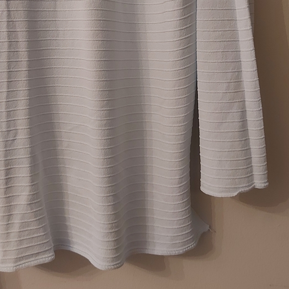 SOLD!!Alexandre Laurent light sweater - Picture 9 of 11